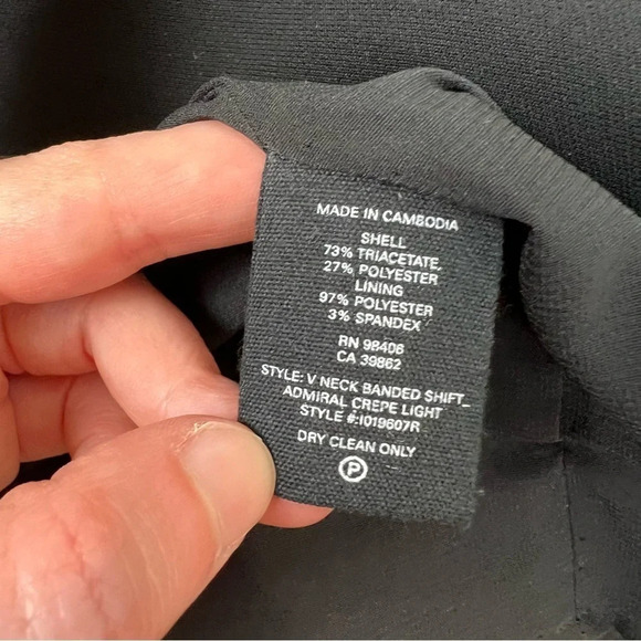 Theory V-neck Crepe Banded Shift Dress Admiral Crepe Light Solid Black Size 8 - Picture 7 of 7